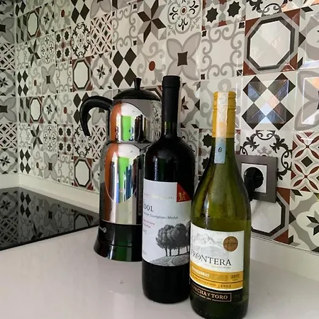 Villa Alacati Merkezde Konforu B Tek Odali